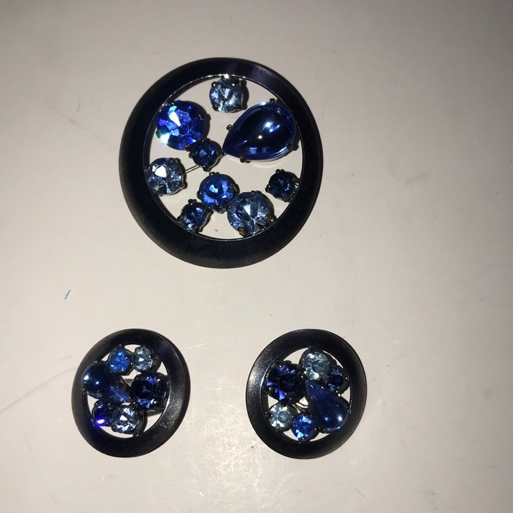 Women’s Vintage 3-pc Brooch Set
